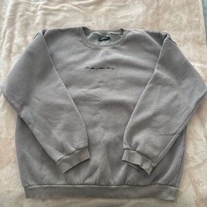 Pretty little thing crew neck sweater / sweat shirt gray
